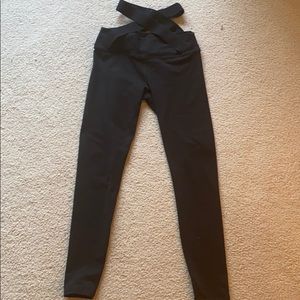 demi lovato crisscross black leggings